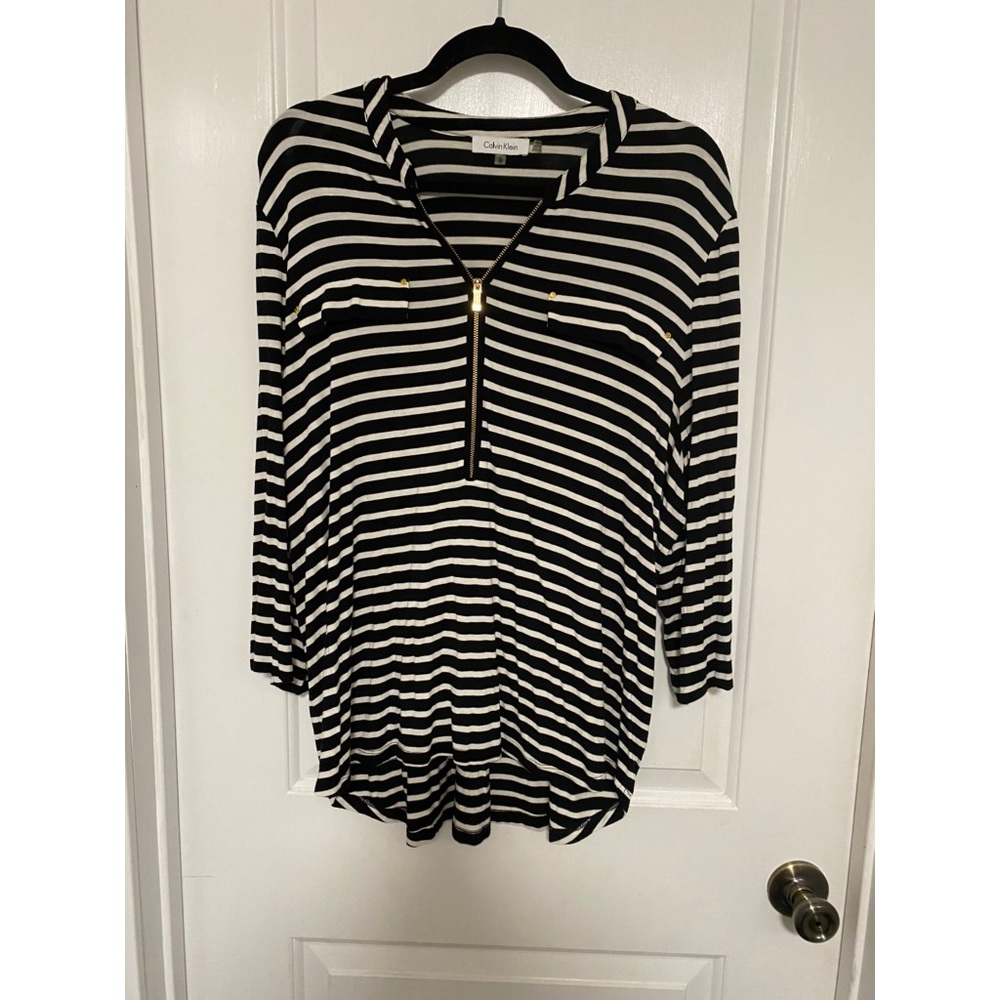 XL Calvin Klein zip up blouse